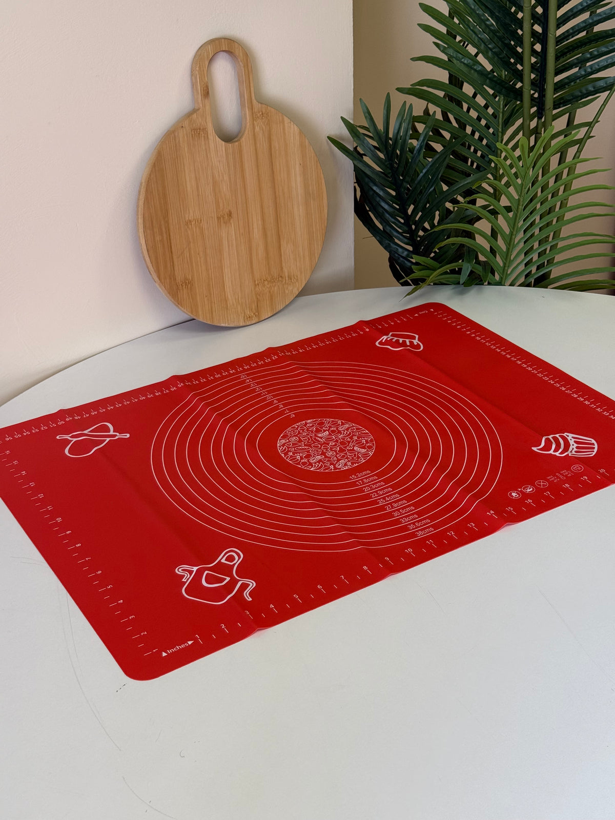 Homeniva Silikon Hamur Açma Matı Kırmızı 60 cm